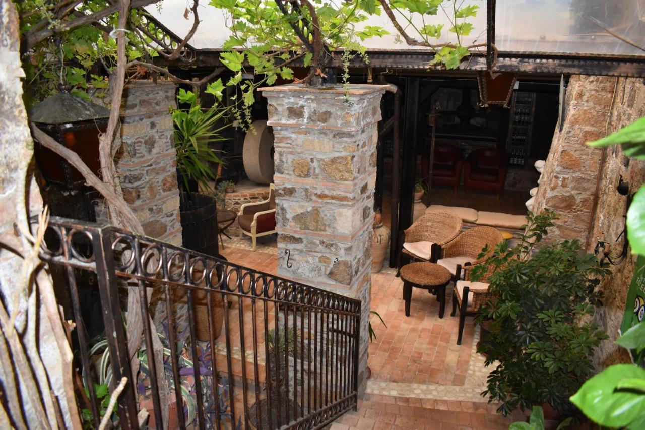 Bed and Breakfast Le Due Torri Filadelfia Exterior foto